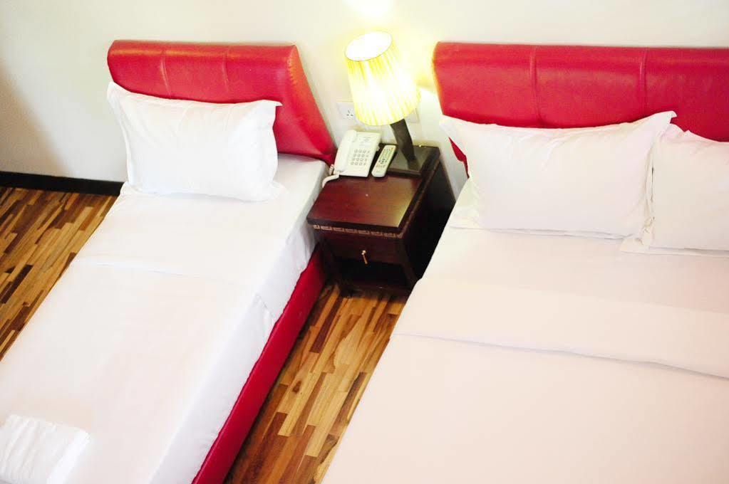 Zen Rooms Jinshan Hotel Singapura Luaran gambar