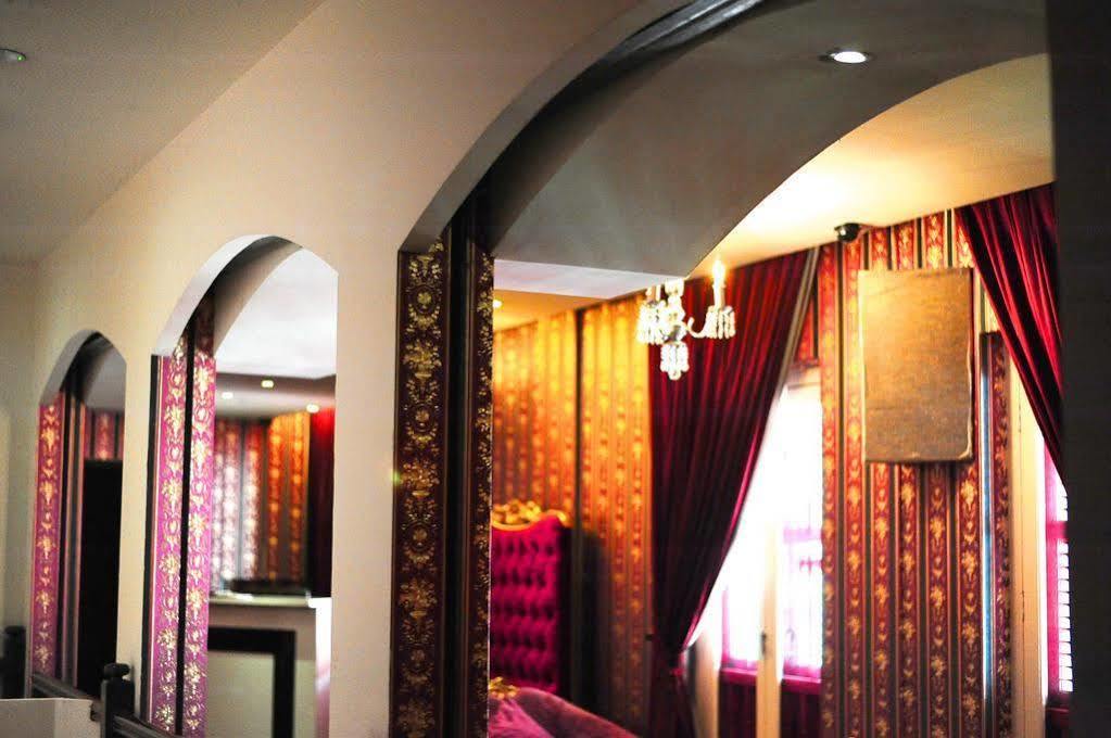 Zen Rooms Jinshan Hotel Singapura Luaran gambar